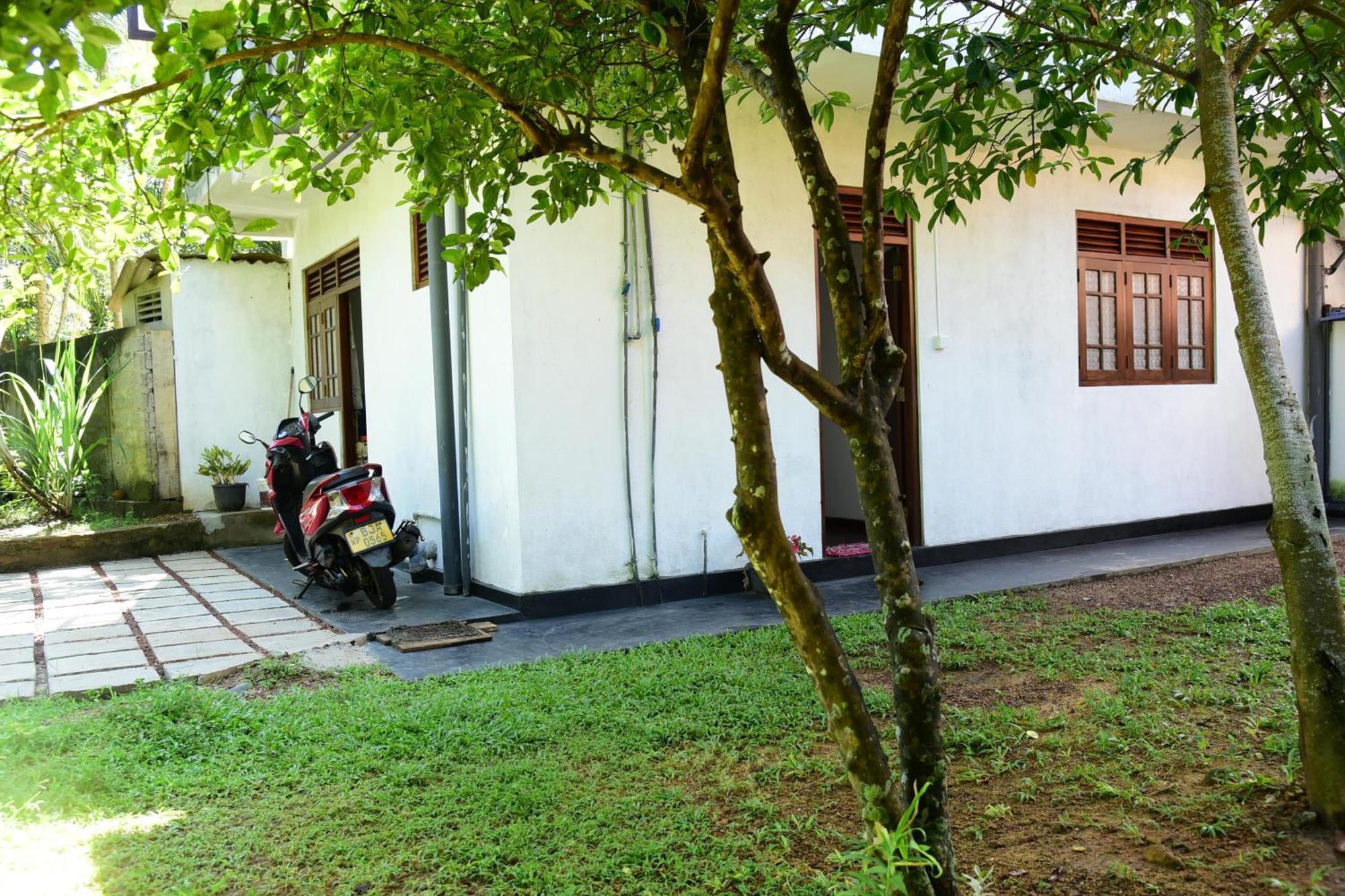 Sun Ground Villa 希克杜沃 外观 照片